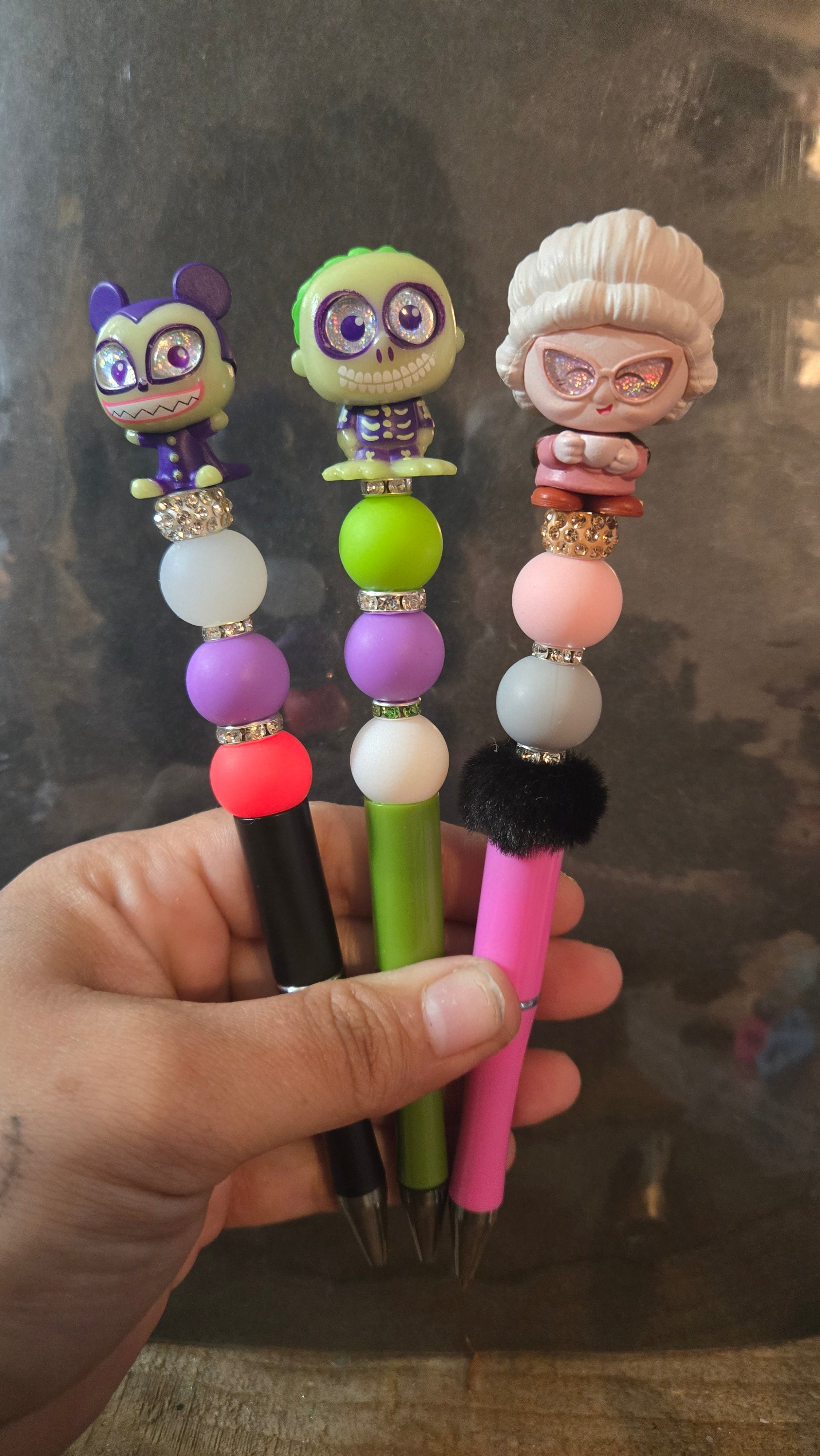Beaded topper pens